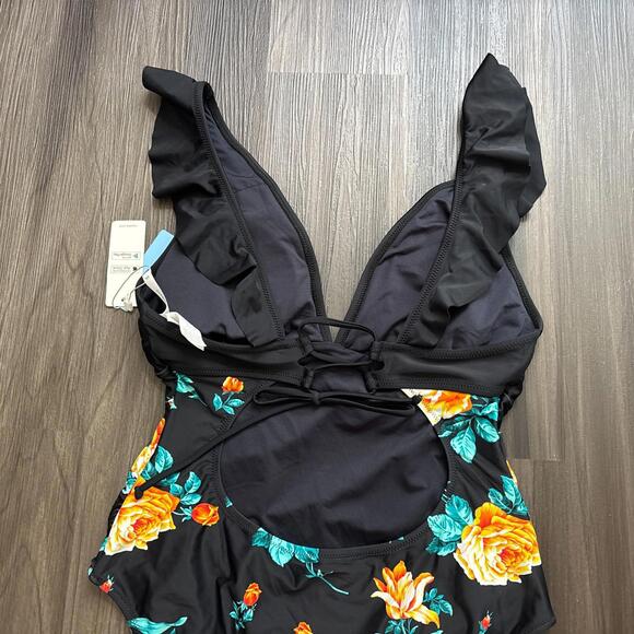 CUPSHE Women's Ruffled Lace Up One Piece Swimsuit Black Floral Size XXL 2XL - Picture 9 of 9